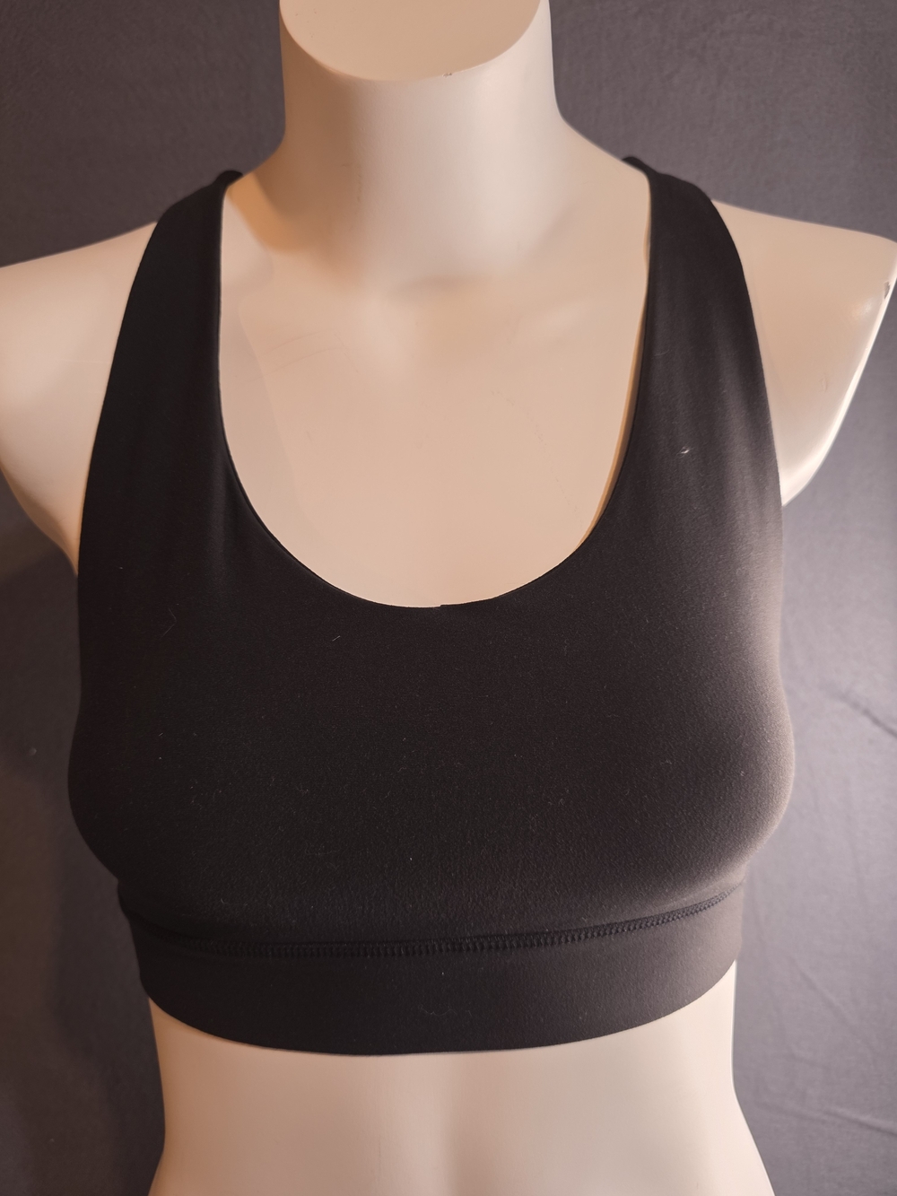 WeWoreWhat Black Scoop Neck Racerback Sports Bra